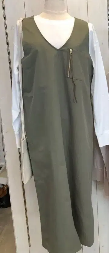 에스테르 워크 원피스