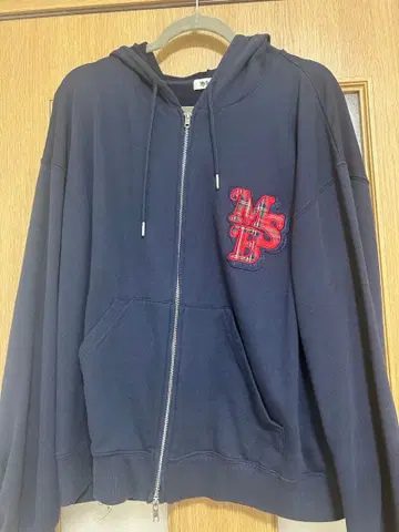 네이비 집업 후드티