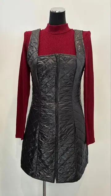 블랙 퀼팅 오버롤 스커트