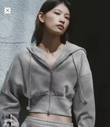 ZARA 크롭 기장 메탈릭 실 스웨트 셔츠 M 사이즈