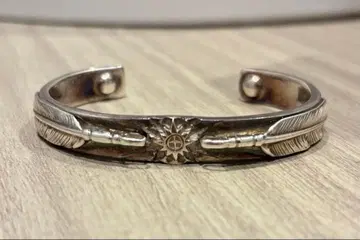 REDMAN. 실버 뱅글 (심볼 + 페더)