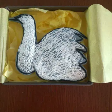 미나 페르호넨 백조 브로치