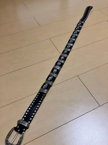 장식 스터드 블랙 벨트