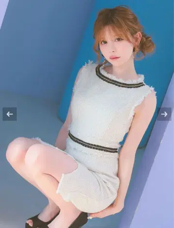 Tika 타이트 미니 드레스 슬리브리스 트위드 프린지