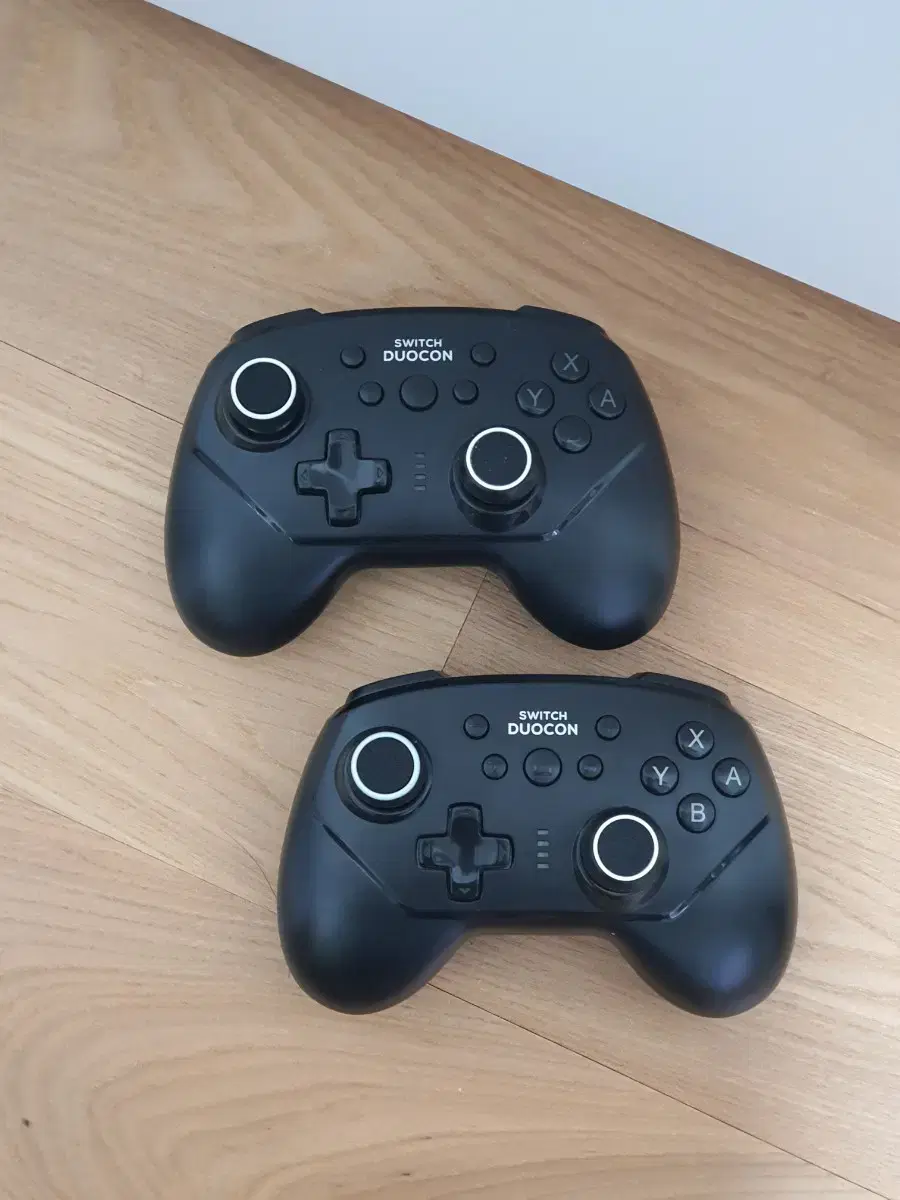 NINTENDO | 닌텐도 닌텐도 스위치 프로콘 대난투 에디션 #닌텐도스위치프로콘,#프로콘,#대난투프로콘,#프로컨트롤러,#닌텐도 on  Bunjang Global Site.