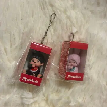 몽치치 앉은 패키지 피규어 키체인 2개 세트