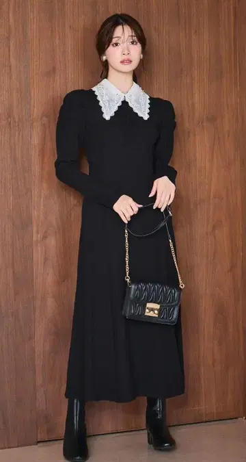 [ 새상품 ] 리리안캐럿 비쥬 컬러 니트 원피스