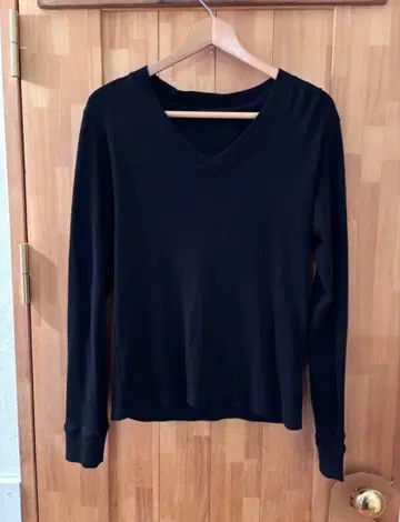 Junhashimoto 하시모토 준 V넥 긴팔 티셔츠