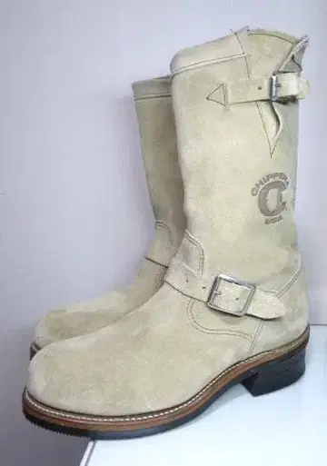 PT83 치페와 엔지니어 스웨이드 US 7.5 E