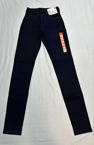 UNIQLO 히트텍 울트라 스트레치 하이라이즈 청바지 22 (56cm)