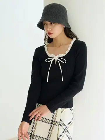 SNIDEL [WEB 한정 컬러 있음] 프릴 도킹 니트 풀오버