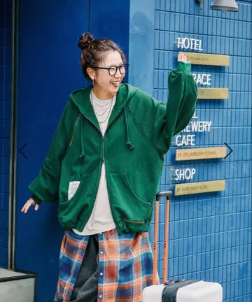 Misayo 해지 후드티