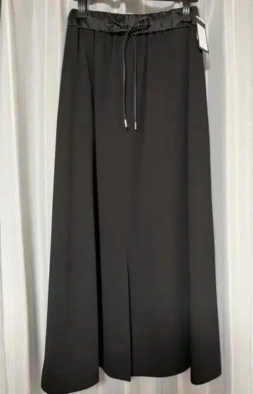 새상품급 미사용 새상품 롱 스커트