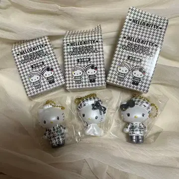 헬로키티 체크 무늬 키링 3개 세트