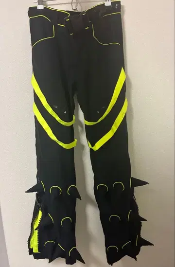 spacetribe 가시 가시 팬츠