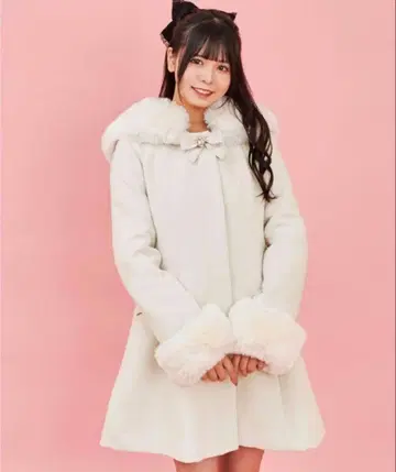 시크릿 허니 코트 화이트