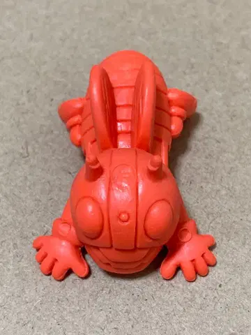 닥터 슬럼프 아라레짱 라이더 메뚜기 지우개 주황색