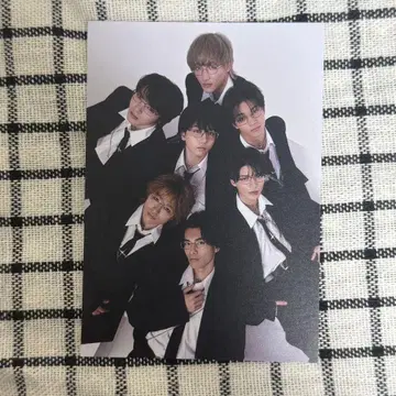 겐인와 지분니 아루. 테트라헤드론 트레이딩 카드 HMV