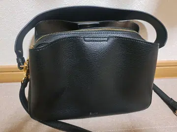 미사용 새상품 Elura 숄더백 핸드백 골드 지퍼