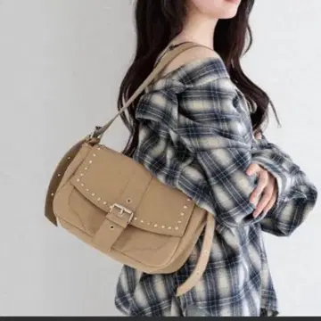 [ 완판템 ] Heather 스터드 숄더 BAG