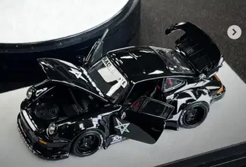 PGM 1/64 포르쉐 RWB930 바포멧 데몬 블랙