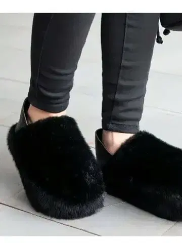 antiqua 퍼 몸통 슬립온