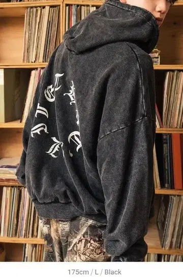 새상품 That's life (댓츠 라이프) 지퍼 후드티 블랙 L