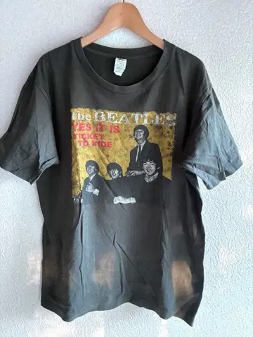비틀즈 티셔츠 M 사이즈 다크 그레이