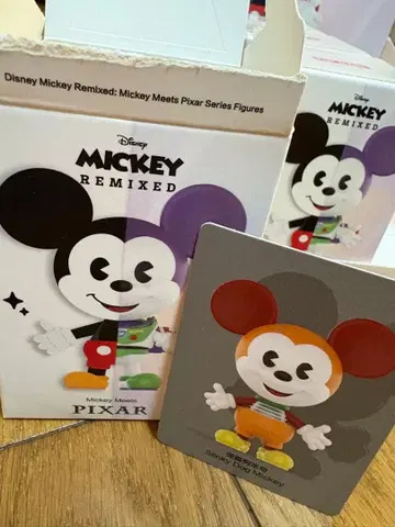 POPMART MickeyMeetsPixar SlinkyDogMickey