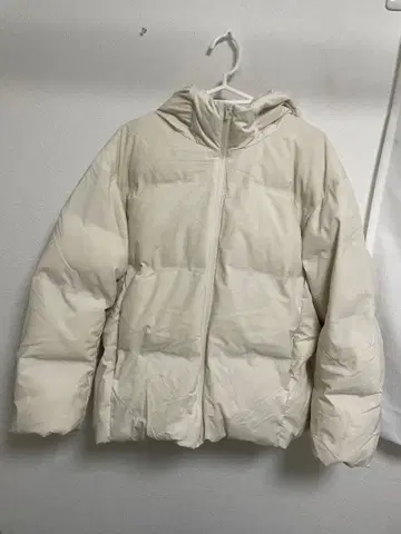 심리스 다운 후드티 XL 화이트 유니클로