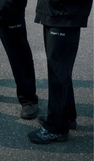 Singer's High FC 한정판 로고 팬츠 L 사이즈