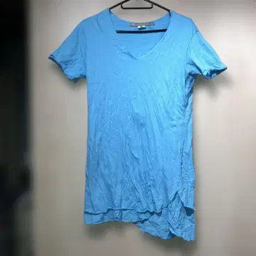 프란시스토모크스 스카이블루 V넥 비대칭 레이어드 반팔 티셔츠