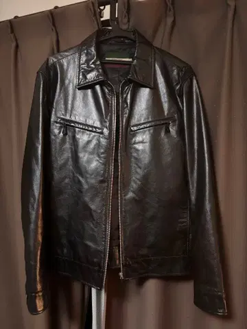 블랙 가죽 싱글 라이더 자켓