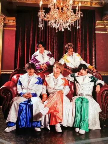 리얼 피스 포스터