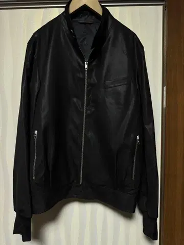 폴 스미스 블랙 컬러 울 혼방 라이트 블루종