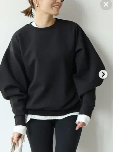 두지엠 클라세 셀리 벌룬 슬리브 맨투맨 블랙