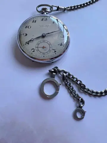 앤티크 작동 회중시계 체인 포함 Leobe watch 스위스