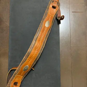 선착순 깁슨 가죽 스트랩 G I BSON 가죽