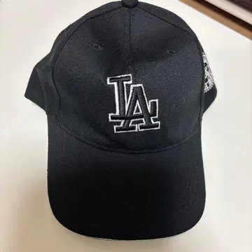 LA NY 로고 블랙 캡