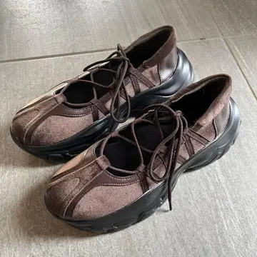 SENCE OF PLACE 레이스업 발레 스니커즈 XL