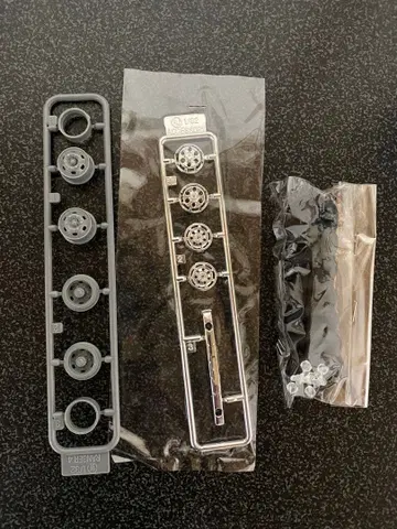 데코토라 프라모델 후지미제 4t 스틸 휠 DX 휠캡 세트