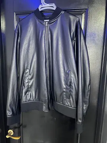 ZARA 블랙 가죽 자켓 L