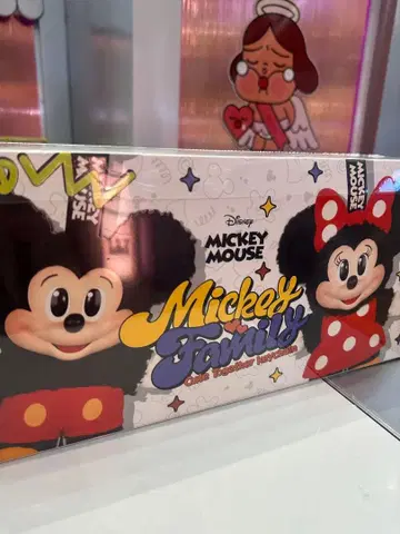 일본에서 완판 POPMART 디즈니 8개 미개봉