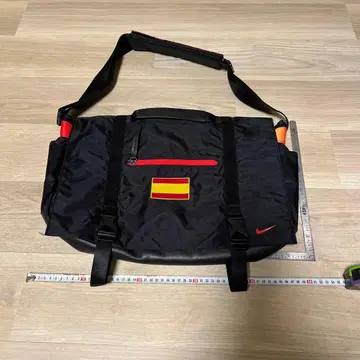 나이키 숄더백 블랙/레드