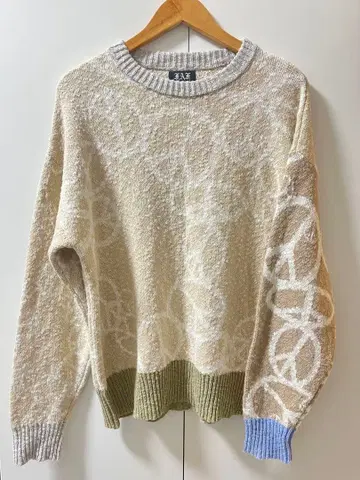 FAF 니트 스웨터 S 사이즈 100% 소재