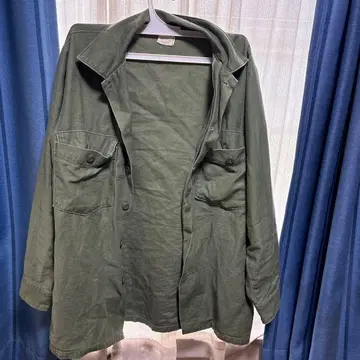 유틸리티 자켓 올리브 그린