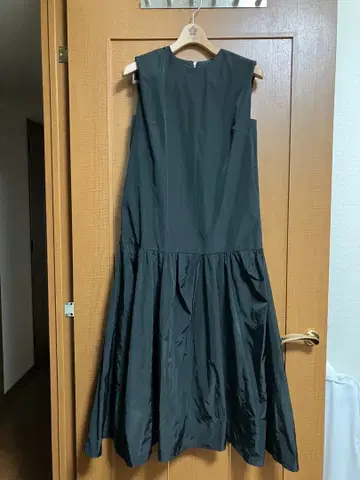 emmi 메모리 타프타 원피스 사이즈 0