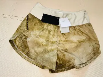 나이키 트레일 쇼츠 카모플라쥬 M 사이즈