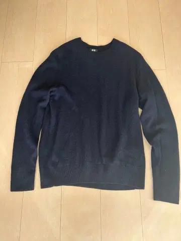 유니클로 캐시미어 100% 크루넥 스웨터 남성용 M 네이비