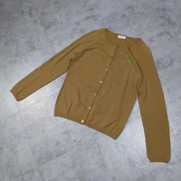 [ 새상품급 ] 샐리 스콧 울 블렌드 긴팔 가디건 원포인트 자수 M